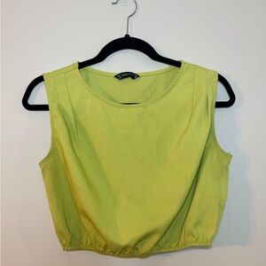 SOLLINARRY (SHEIN) Kiwi Green Cropped Sleeveless Blouse